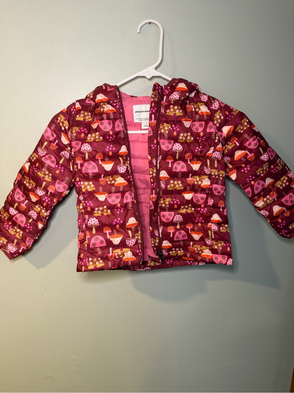 Amazon Essentials Kids Hooded Puffer Jacket in Pink and Maroon Mushroom Print